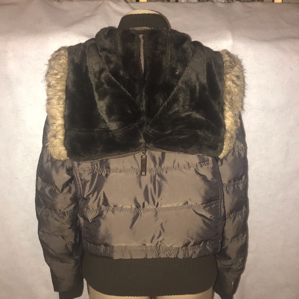 Jacket - Picture 6 of 6